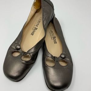 Taryn Rose Metallic Gray Flats